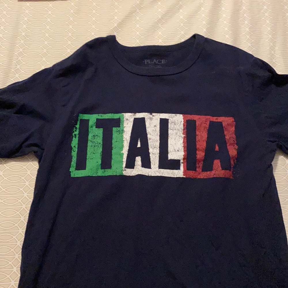 Like new boys shirt